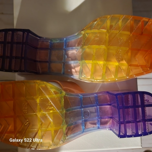 Filp Flops - Picture 7 of 11